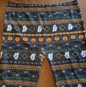 No Boundaries Halloween leggings